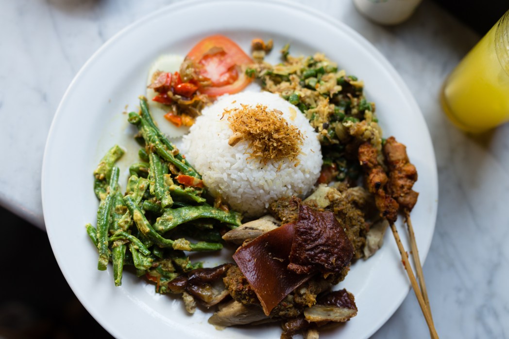 Huhn Wie Bei Den Einheimischen Auf Bali — Rezepte Suchen